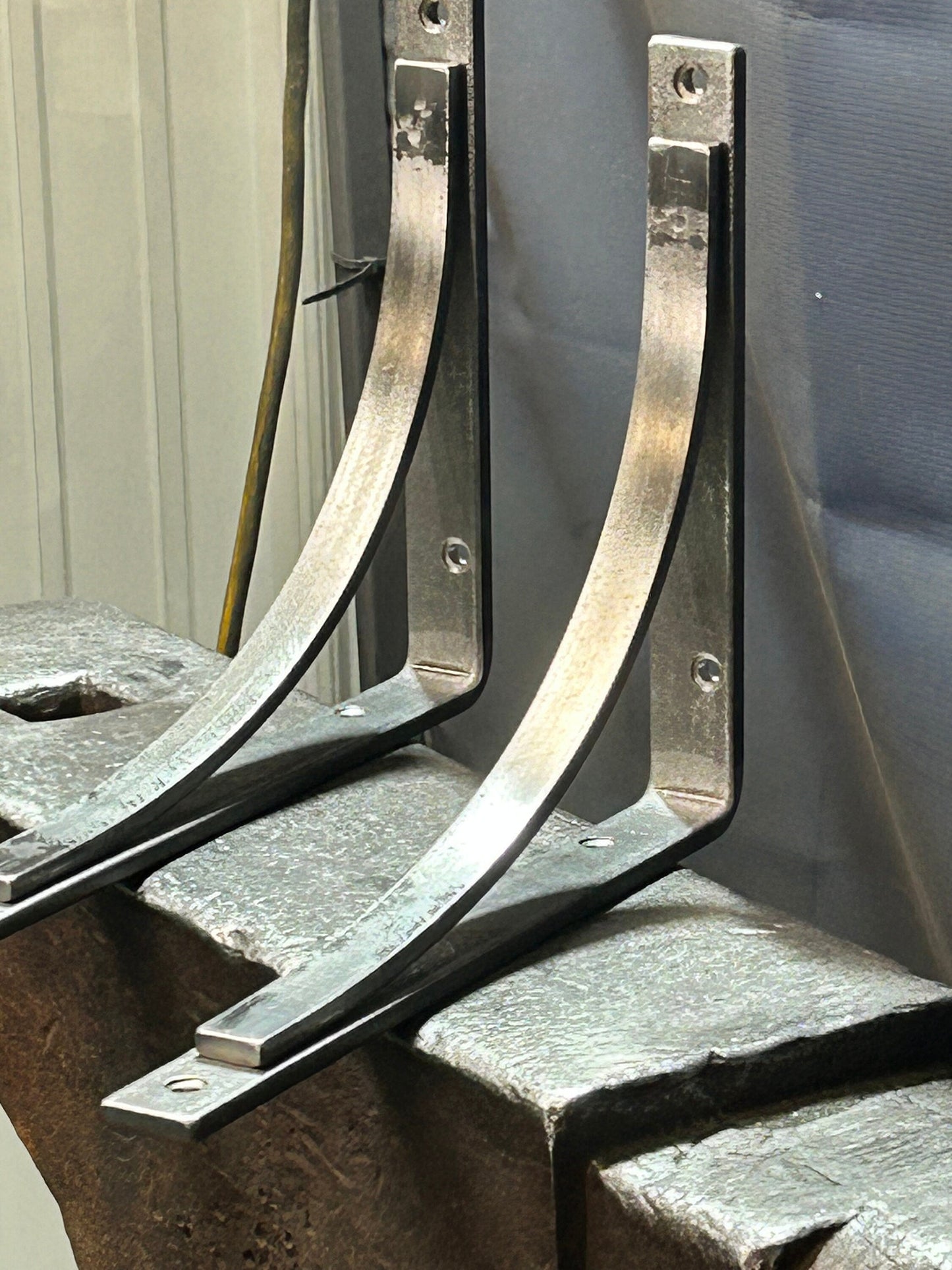 ADK1 - Adirondack Shelf Bracket / Corbel