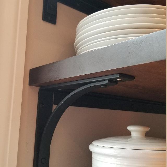 11STX1 - The Station Extra Shelf Bracket / Corbel