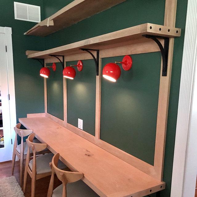 11STX1 - The Station Extra Shelf Bracket / Corbel