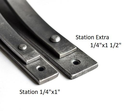 Station and Station Extra bracket size comparison
